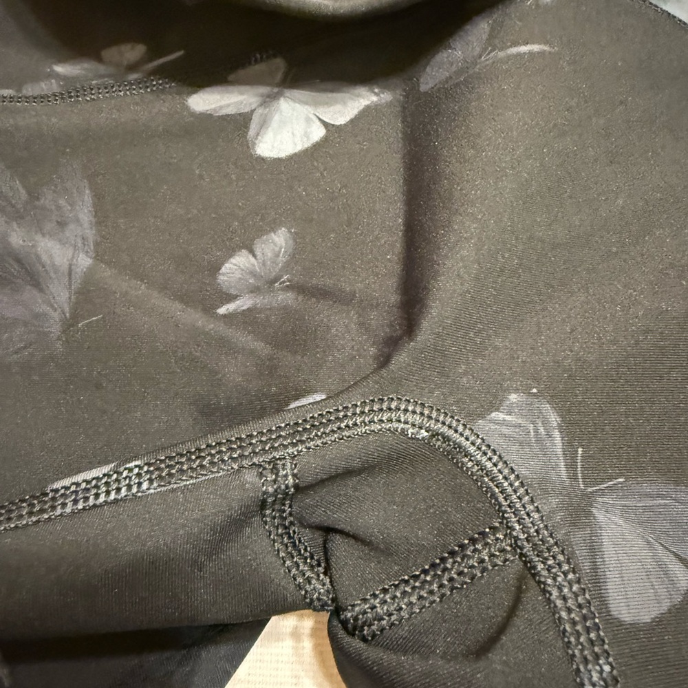 SPANX Black and Gray Patterned Leggings Set - Picture 4 of 7